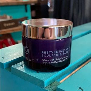 Monat Sculpting Taffy